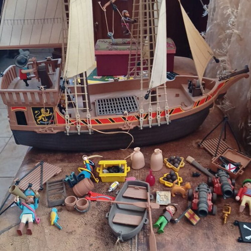 Playmobil Pirate Ship like new