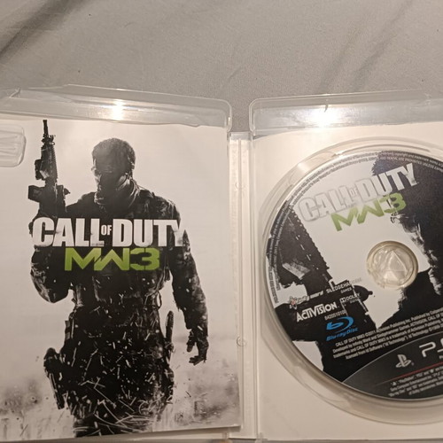 Call of Duty MW3 PS3 game used, manual disc, broken case