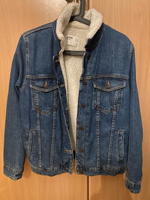 Denim jacket Bershka blue like new, size S