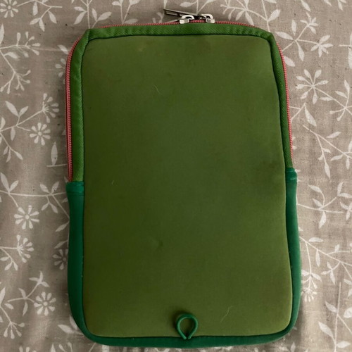 Lazerbuilt TabZoo Sleeve Croc 8-inch tablet case used
