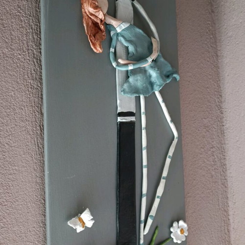 Wooden wall decoration handmade, like new with couple design