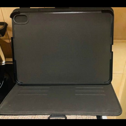 Speck Balance Folio iPad 10.9 case with Apple Pencil holder and camera protector