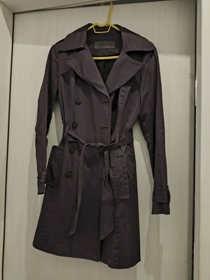 Badila trench coat purple like new, size S