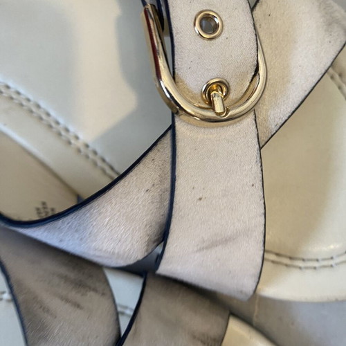 Flat sandals 39 with adjustable gold buckle used