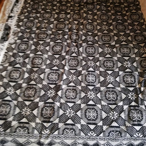 Blankets like new, 160x210, caramel color, set of 2