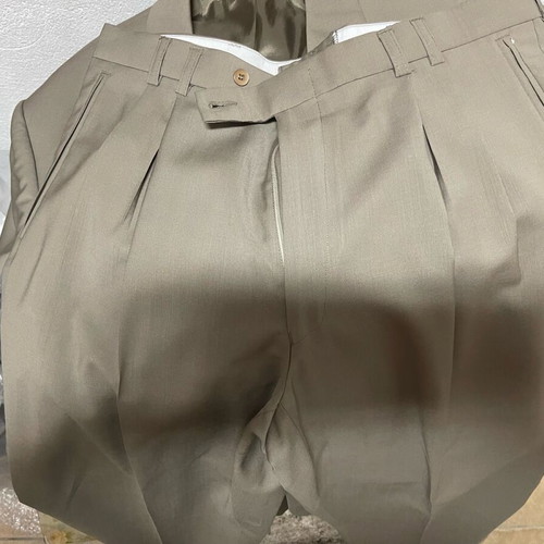 Italian men's suit like new, green, size XL