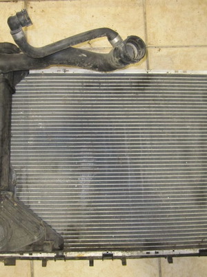 BMW E46 '99-'03 2000cc water radiator used in excellent condition