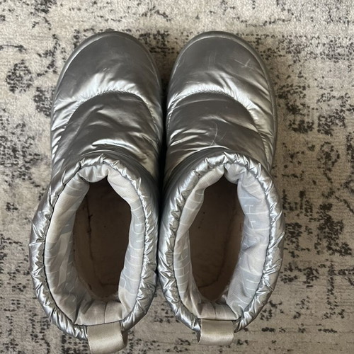 Ugg ankle boots size 39 used, silver