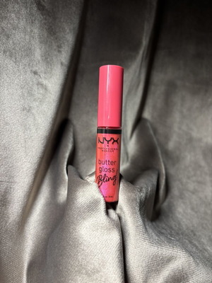 Nyx ButterGloss She Got Money lip gloss new