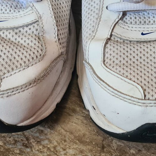 Nike Dart 10 men's shoes size 42 used, white