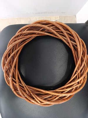 Wooden wreath 30cm diameter