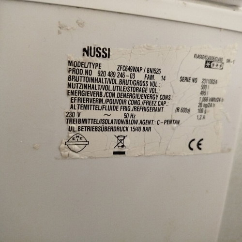 Refrigerator freezer