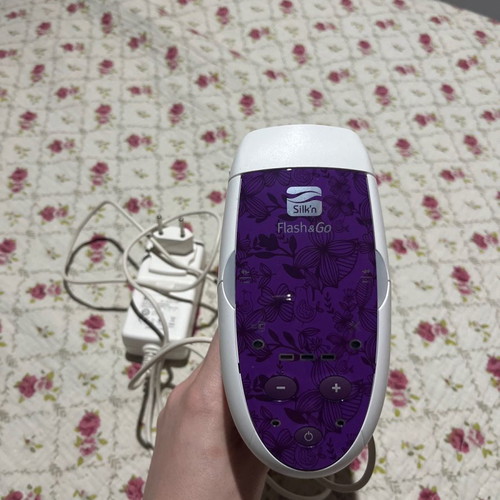 Flash and Go laser hair removal device used Silk'n