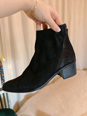 Dolce Vita leather ankle boots used, black