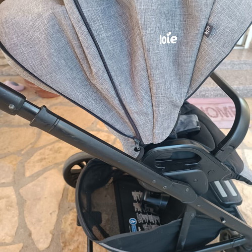 Joie stroller with port bebe like new