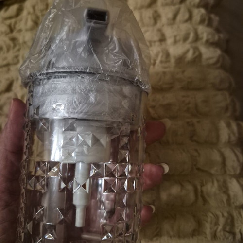 Diamond Pattern Foam Soap Dispenser new with gift liquid soap