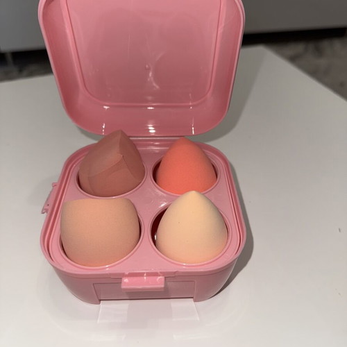 Makeup sponges new, soft for foundation and contour