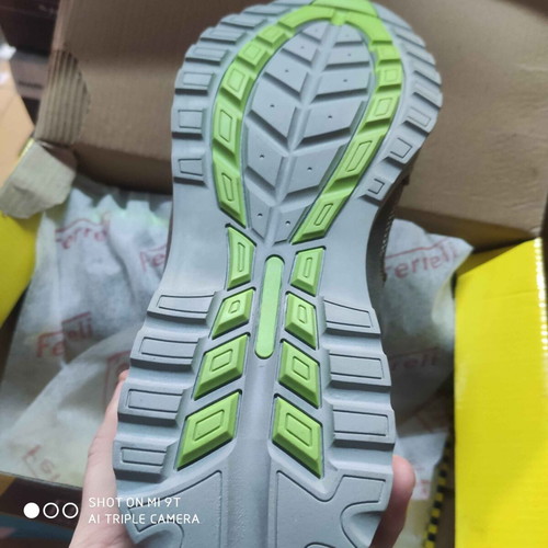 Ferreli Capri S0 Work Shoe Athletic Style New Gray and Green
