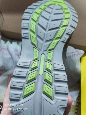 Ferreli Capri S0 Work Shoe Athletic Style New Gray and Green