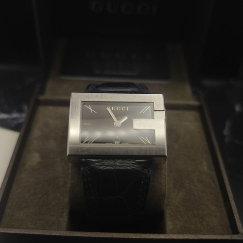 Gucci 100M G-Frame men's Swiss Quartz watch full set