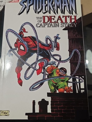 Spider-Man: Death of Captain Stacy comic like new by Marvel