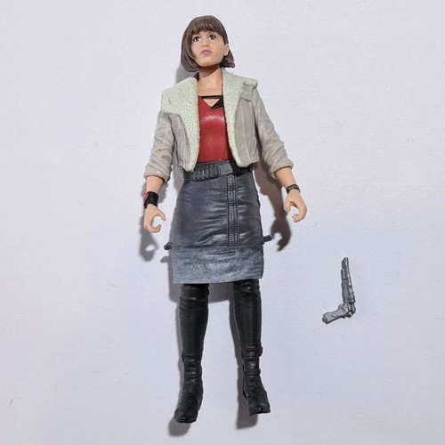 Star Wars Force Link 2.0 Qi'ra Corella figure used, 3.75 inch