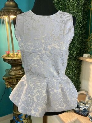 Embossed brocade sleeveless blouse blue silver, new, size S
