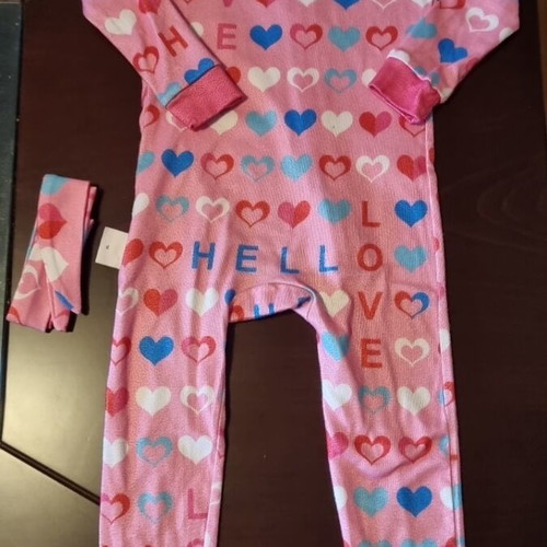 Baby romper used with matching headband for 3 years old
