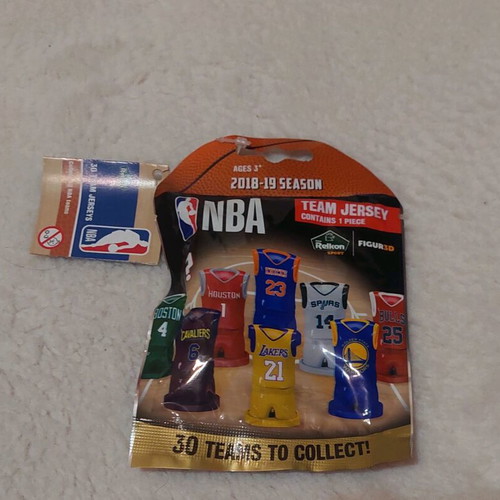 Nba 2018-19 season closed collectible pack