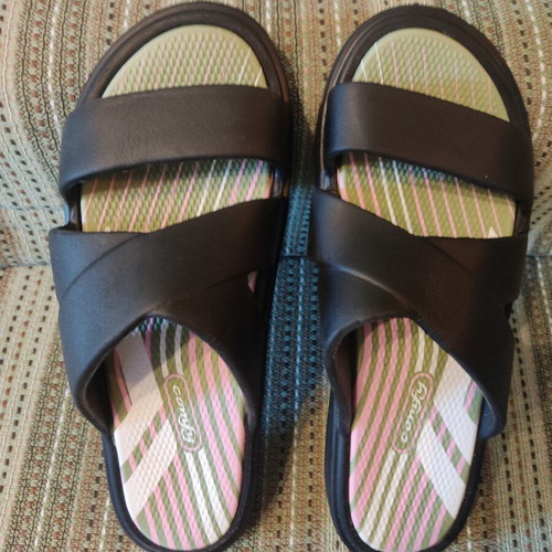 Soft slippers size 40 new, waterproof and anatomical