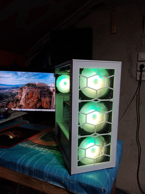 Gaming PC Ryzen 5 3600 AMD Radeon Pro VII σαν καινούργιο