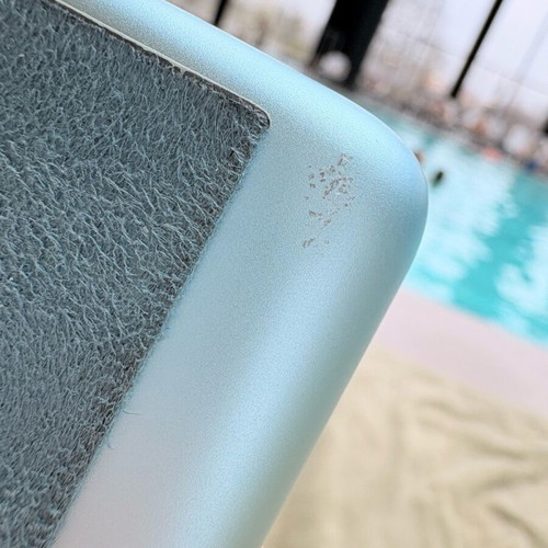 IQOS Iluma I Prime Breeze Blue used with leather and microfiber covers, scratches