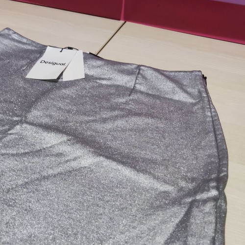 Desigual London Metallic Mini Skirt new, medium size, gray silver