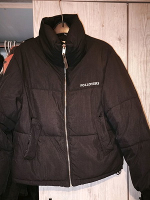Bershka black puffer jacket used, size Large