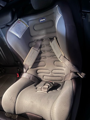 Chicco Baby Car Seat used, non-Isofix, with recline adjustment