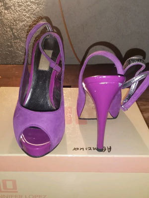 Jennifer Lopez purple pumps used, size 38
