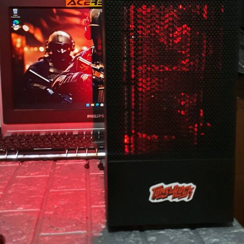 Intel i5 Gaming PC like new with Radeon RX 480 8GB and SSD