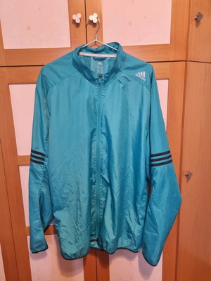 Adidas jacket XL like new, blue