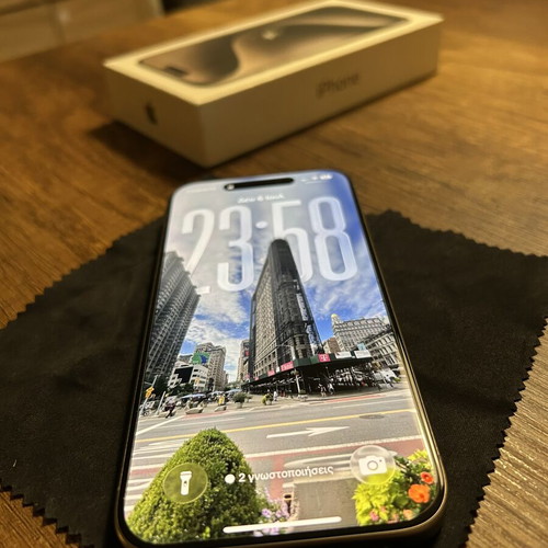 iPhone 15 Pro titanium 128GB like new, gray, dual SIM