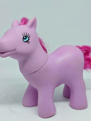 My Little Pony G3 Wysteria 2002 collectible pony like new