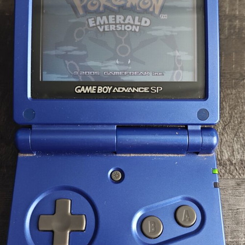 Pokémon Emerald Game Boy Advance original USA version