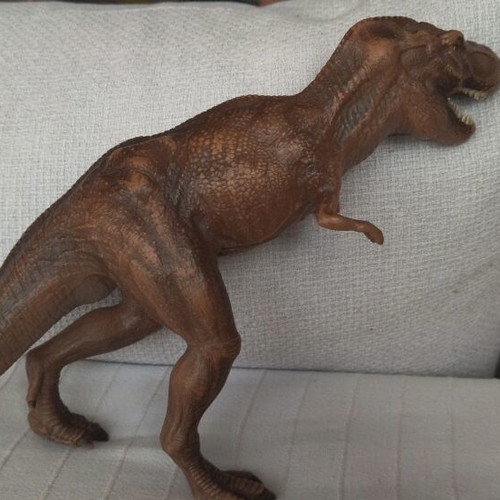 Trex figure used, solid, 31cm, one arm broken