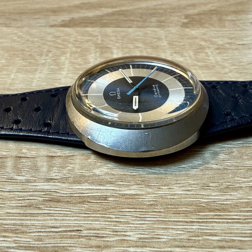 Omega Geneve Dynamic watch used, manual winding, white and blue
