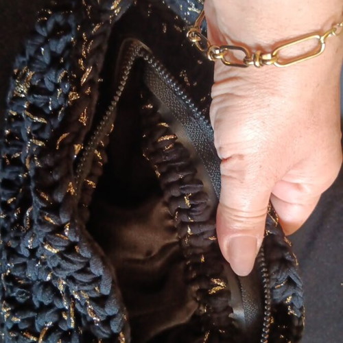 Handmade bag with double thread black and gold