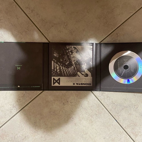 Monsta X The Connect:Deja Vu Ver.2 CD like new, pop
