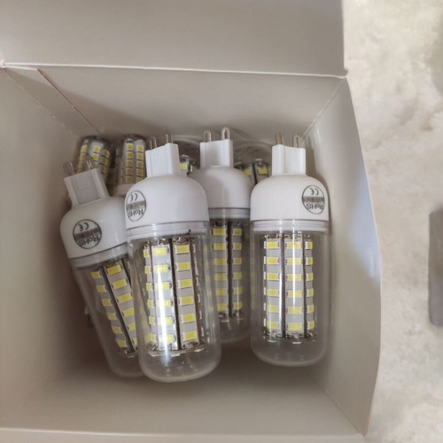 Modern ceiling lights set of 4 with LED lamps like new