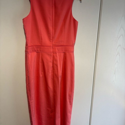 Guy Laroche dress new, coral midi pencil silhouette size 38