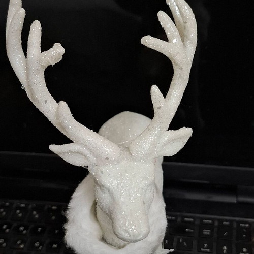 Christmas reindeer white with glitter new