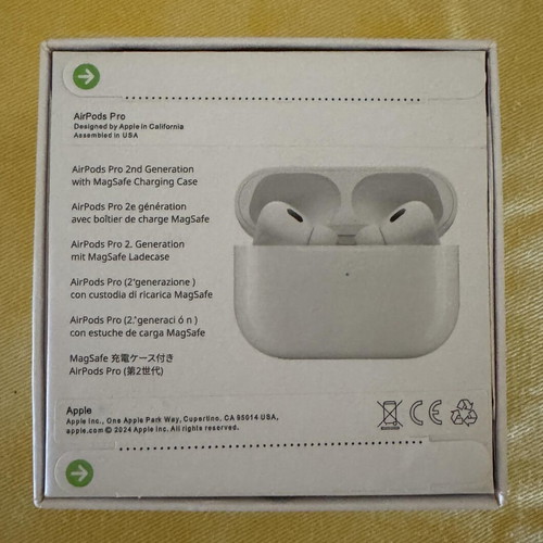 Apple AirPods Pro 2nd Generation with MagSafe Charging Case Type-C new
