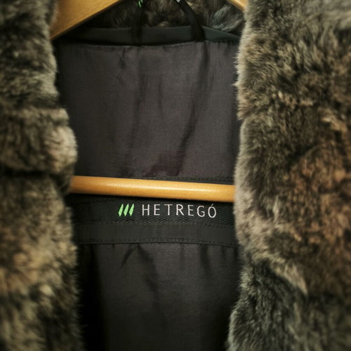 Hetregó women's brown jacket medium like new, missing one button